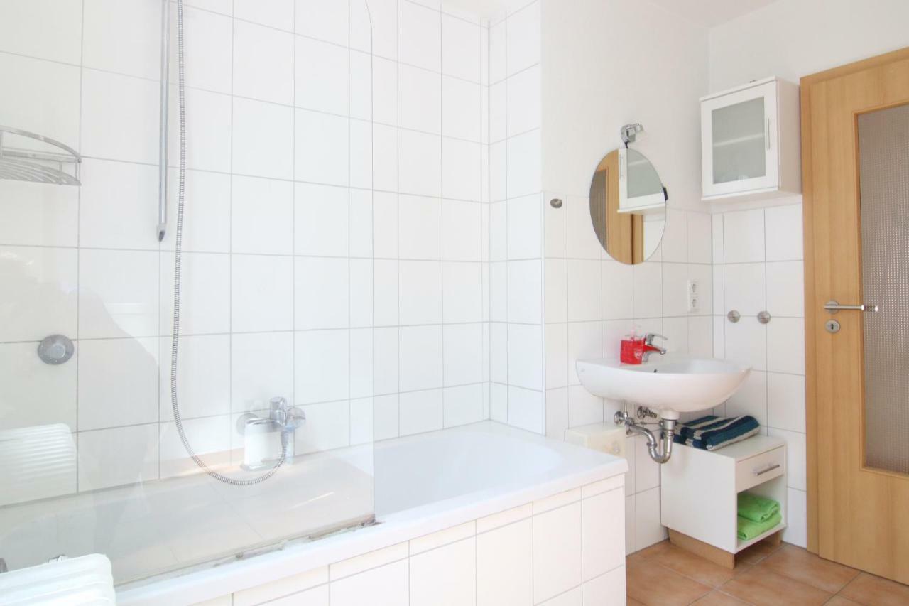 Apartmondo Ferienwohnungen Вупертал Екстериор снимка